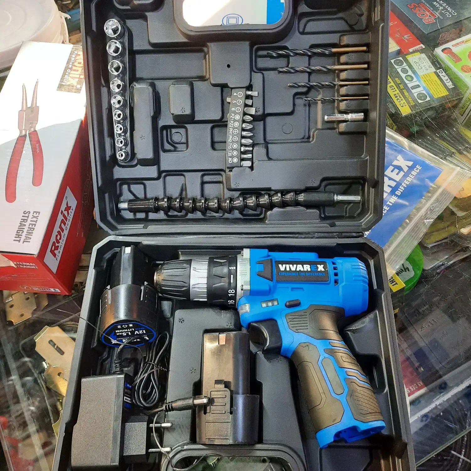 دریل شارژی دوباطری باتمامی لوازم زیرقیمت باگارانتی|ابزارآلات|تهران, نصرت|دیوار