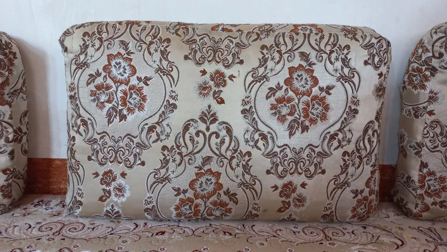 ۸عدد پشتی تمام پنبه|پشتی|کامیاران, |دیوار