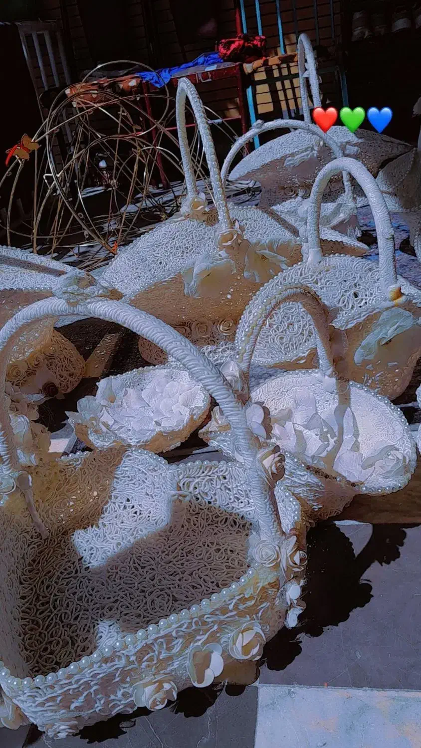 فروش تعدادی لوازم مغازه ارایشی..باقیمت توافقی|فروشگاه و مغازه|اصفهان, ارزنان|دیوار