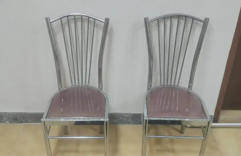 صندلی (اداری ، خانگی)|صندلی و نیمکت|میانه, |دیوار