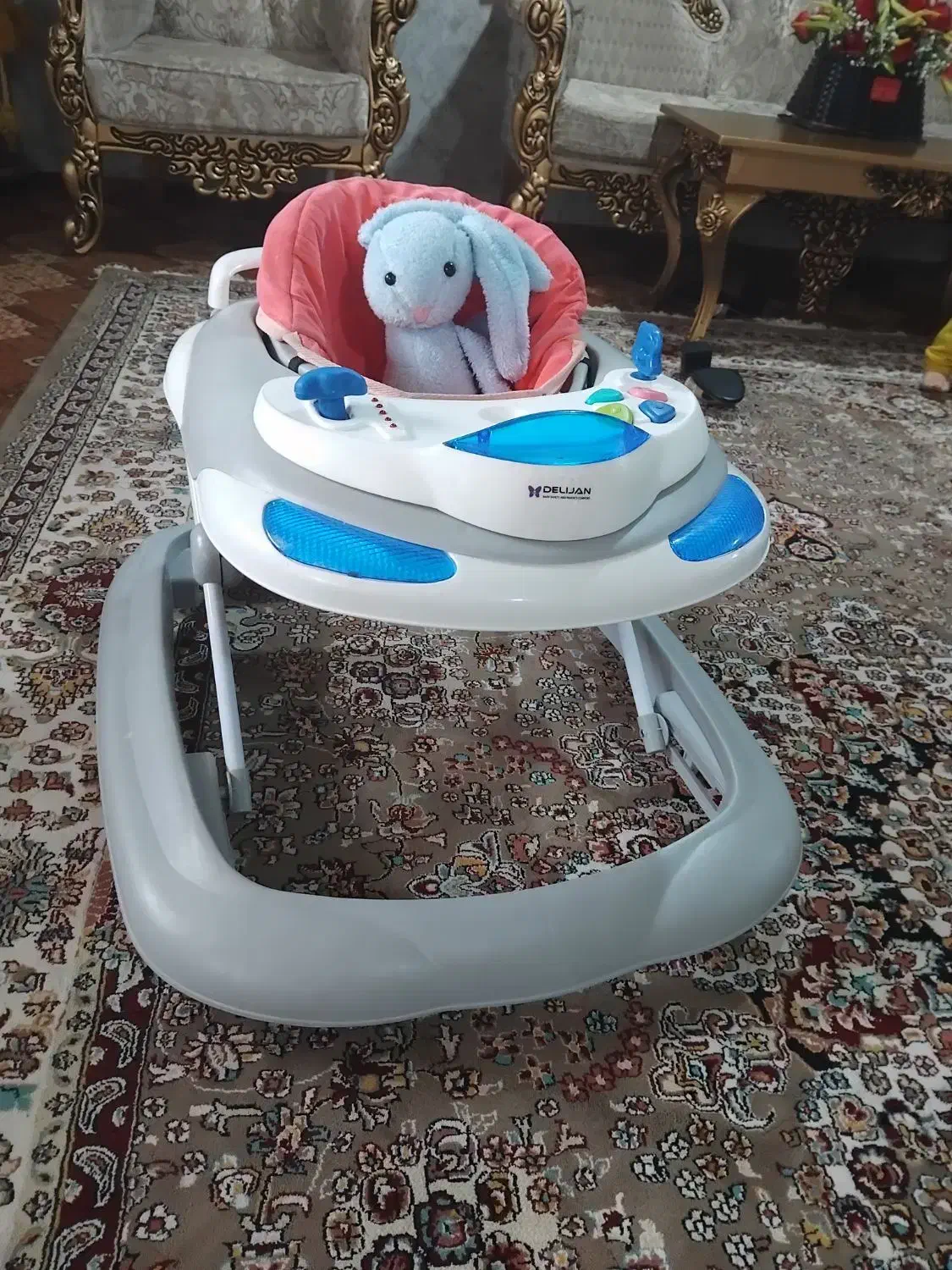 روروئک دلیجان|کالسکه و لوازم جانبی|آبیک, |دیوار