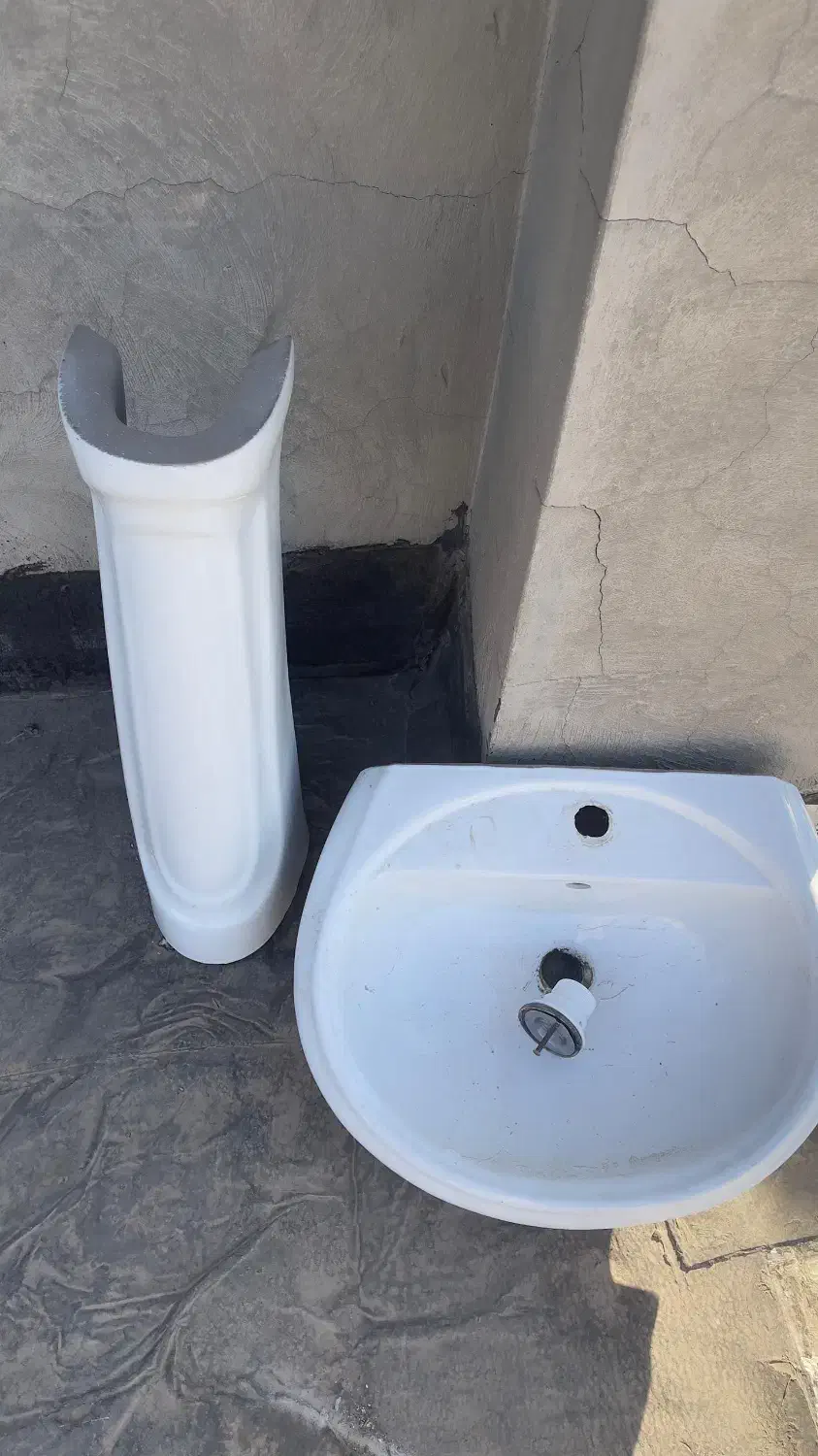 توالت فرنگی ، روشویی دستشویی و آینه|لوازم سرویس بهداشتی|فولادشهر, C1|دیوار