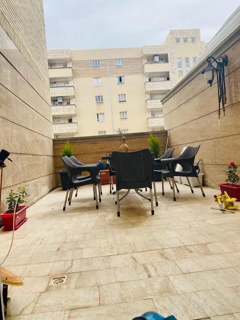 اپارتمان احمدی روشن 140متری|اجارهٔ آپارتمان|یزد, |دیوار