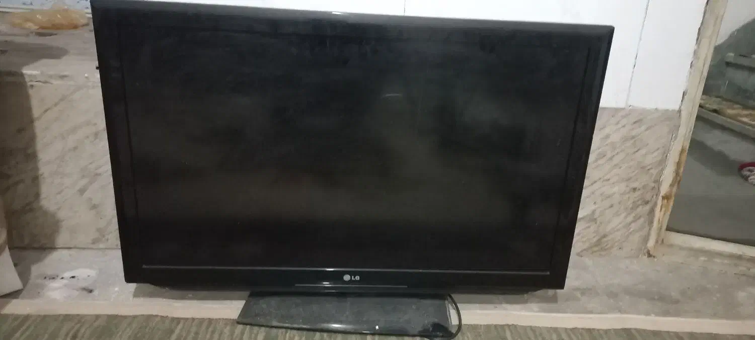 تلویزیون الجی بزرگ|تلویزیون و پروژکتور|ساوه, |دیوار