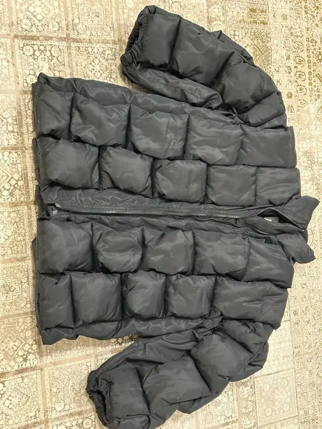 کاپشن|لباس|جوانرود, |دیوار