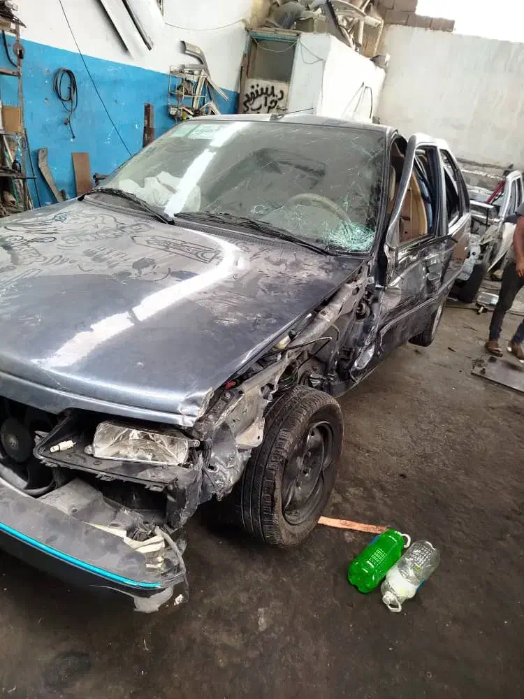 ۴۰۵ مدل ۹۸ تصادفی|خودرو سواری و وانت|بندرعباس, |دیوار