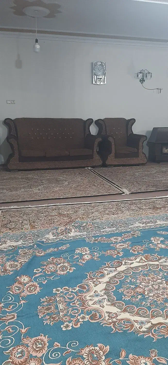 مبل ۷نفره|مبلمان خانگی و میز عسلی|تالش, هشتپر|دیوار