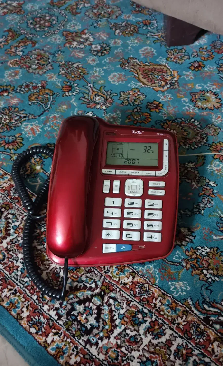 تلفن رومیزی قرمز|تلفن رومیزی|قم, پردیسان|دیوار
