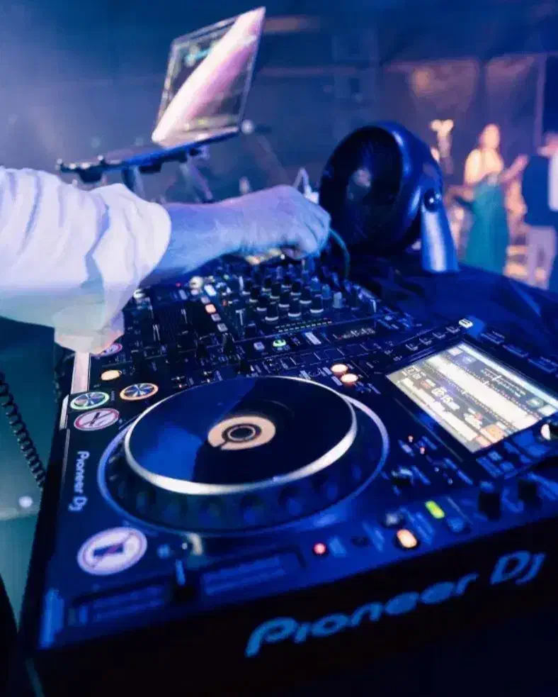 دیجی dj / دورهمی / عقد و عروسی / تولد|خدمات پذیرایی، مراسم|اصفهان, ملکشهر|دیوار