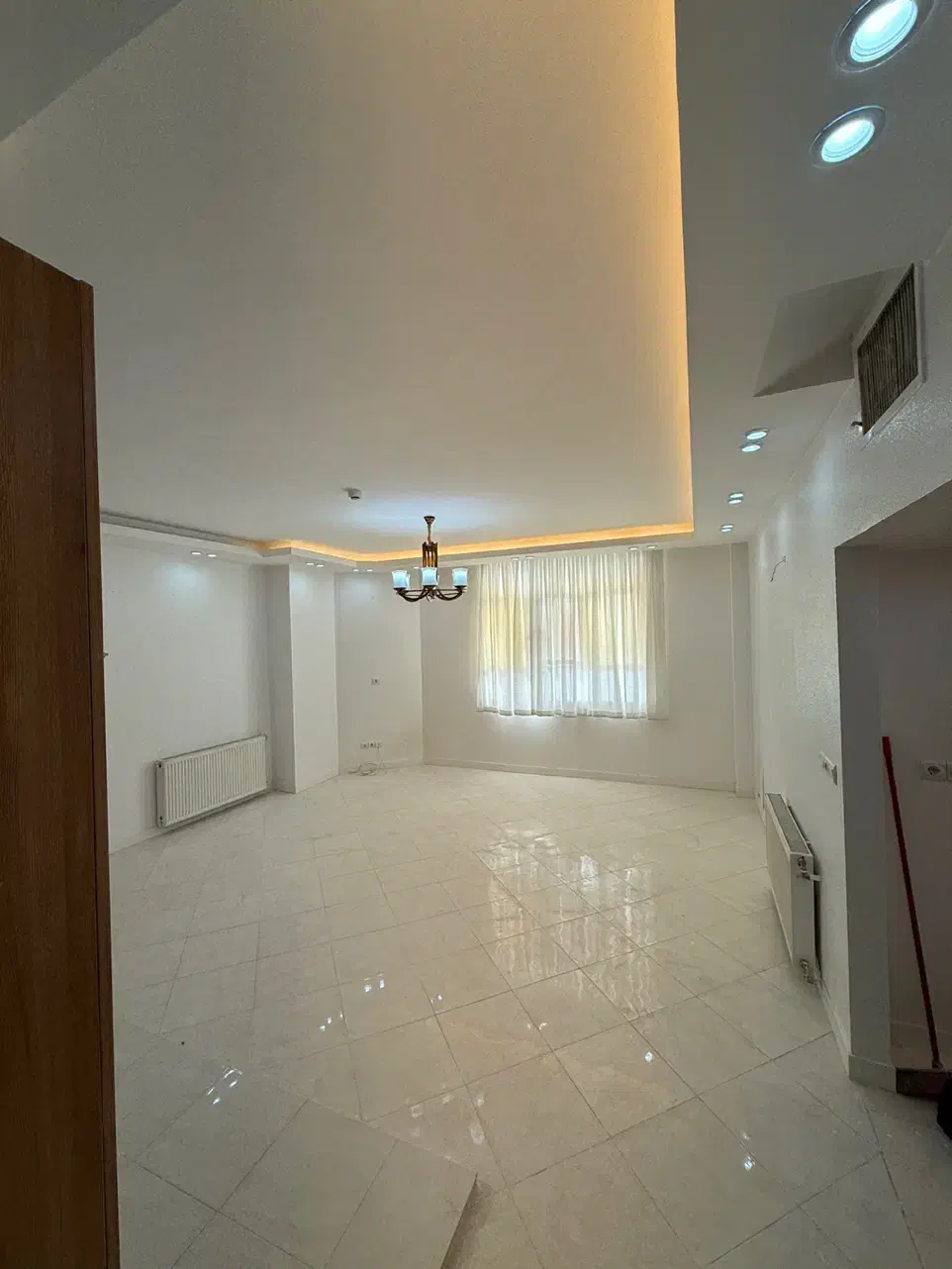 فروش واحد رو به آفتاب ابن سینا|فروش آپارتمان|شاهین‌شهر, اقبال لاهوری|دیوار