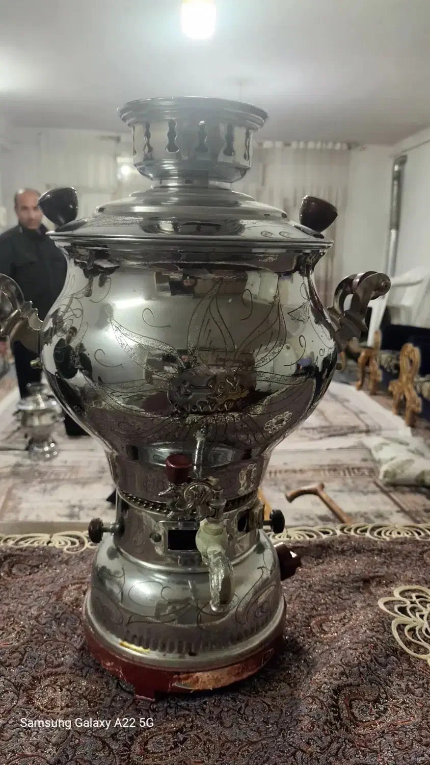 سماور شیش لیتری لاوین سالم در حد نو استفاده نشده|سماور، چای‌ساز، قهوه‌ساز|الوند, |دیوار