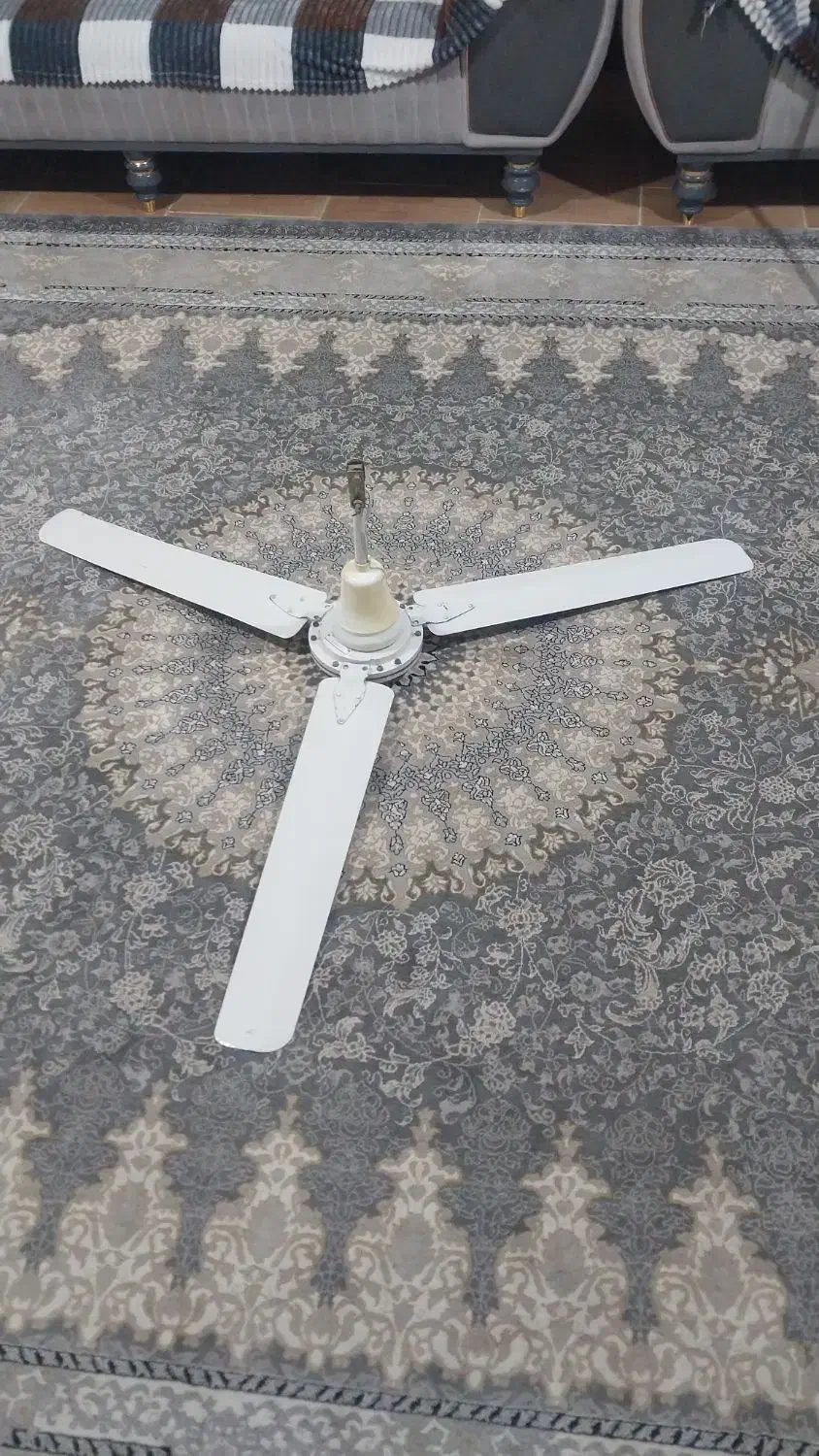 پنکه سقفی|پنکه و تصفیه‌کنندهٔ هوا|مسجد سلیمان, |دیوار