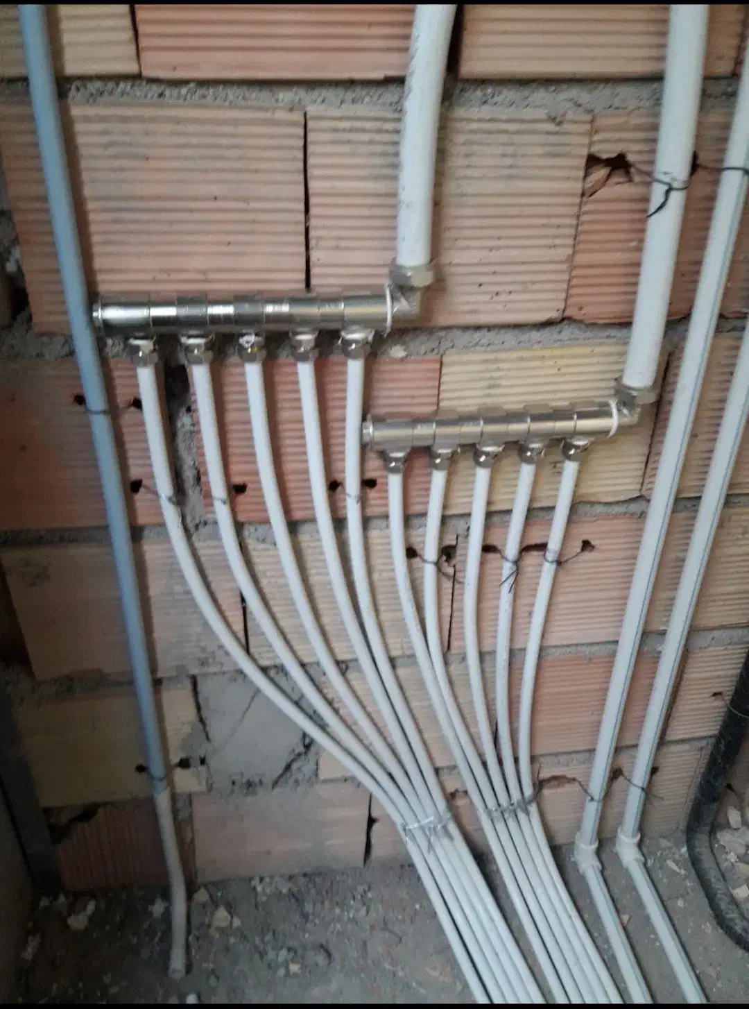 برقکاری و لوله کشی ساختمان|خدمات پیشه و مهارت|کرج, آق تپه|دیوار