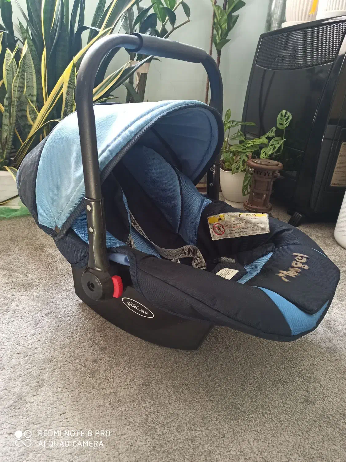 کریر در حد نو . برزنت|کالسکه و لوازم جانبی|ساری, |دیوار