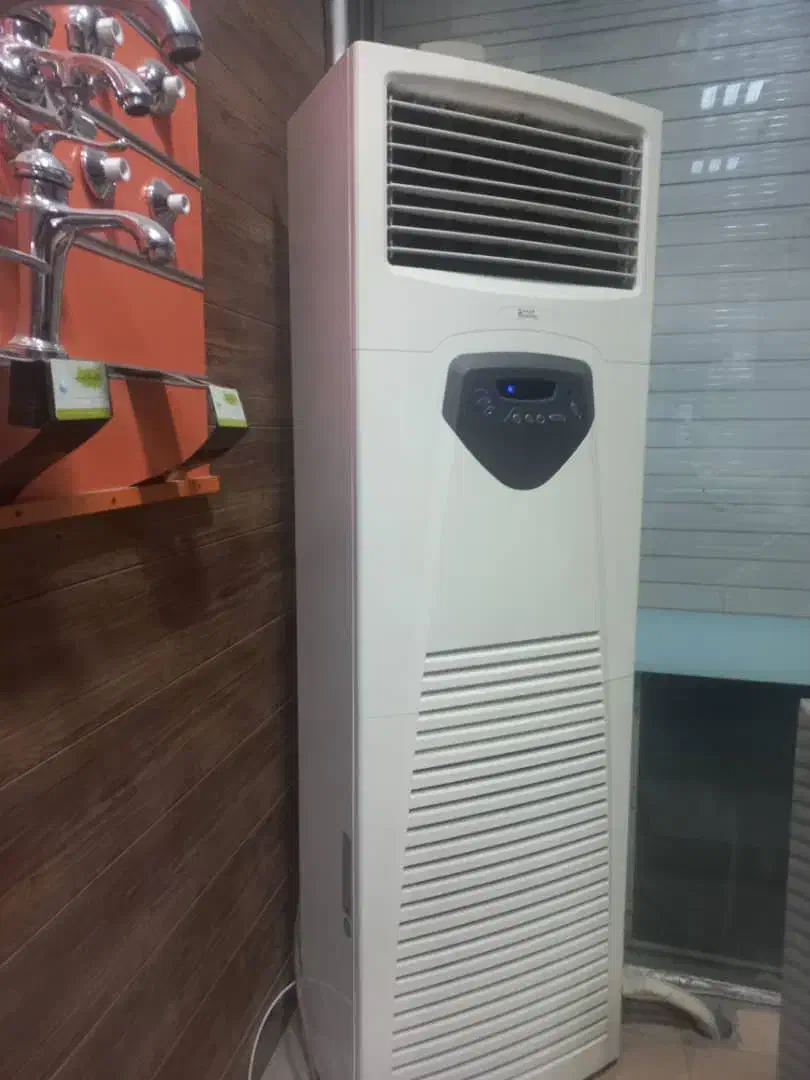 گولر گازی ایستاده ۳۶۰۰۰ هزار|کولر گازی و فنکوئل|کرمان, |دیوار