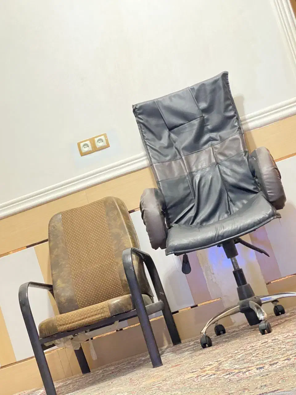 صندلی|دفتر کار|زاهدان, |دیوار