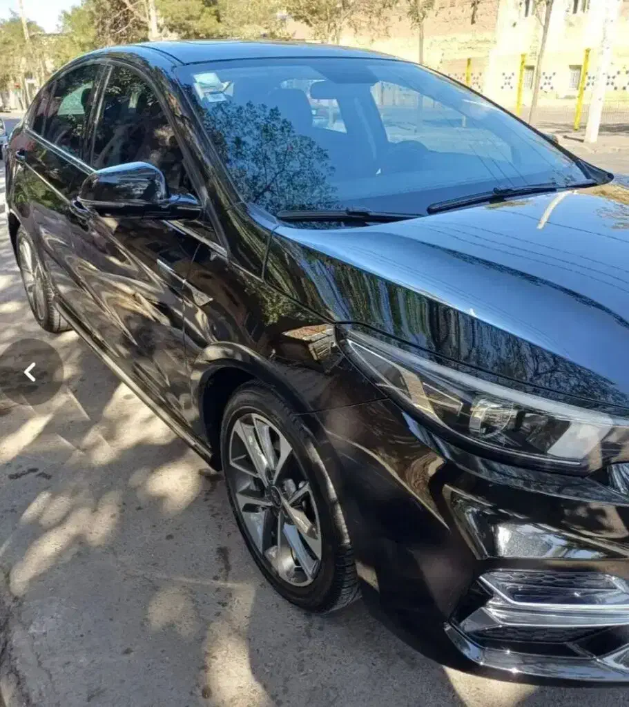 اریزو6پرو مدل 1402 بدون رنگ نقطه|خودرو سواری و وانت|اصفهان, کشاورزی|دیوار