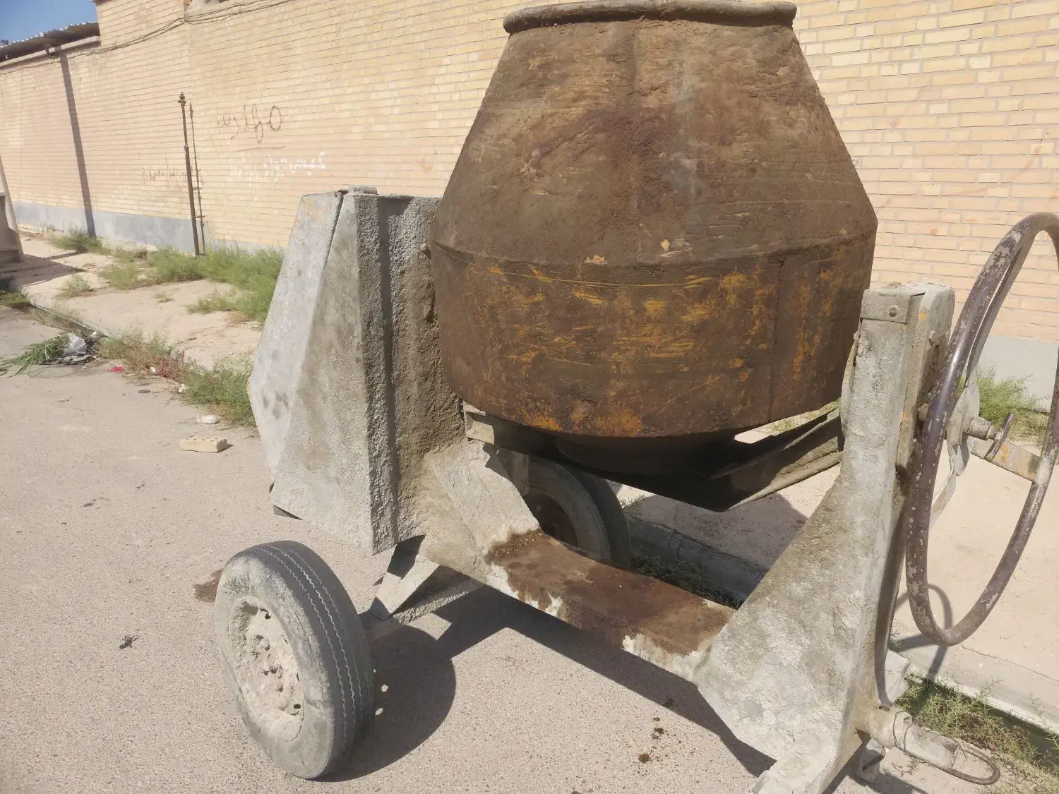 میکسر بتن|مصالح و تجهیزات ساختمان|بندر گناوه, |دیوار