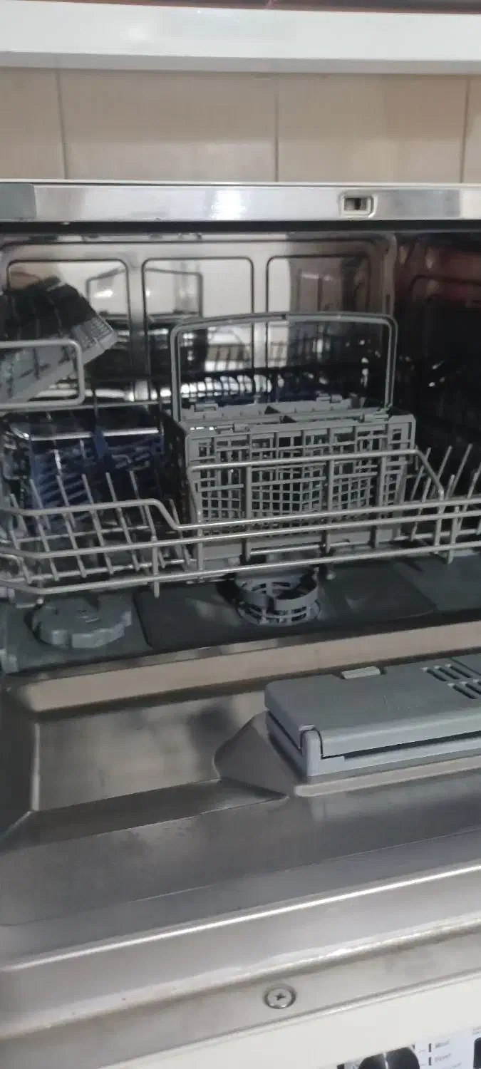 ماشین ظرفشویی هاردستون ۸نفره|ماشین ظرفشویی|وحیدیه, |دیوار