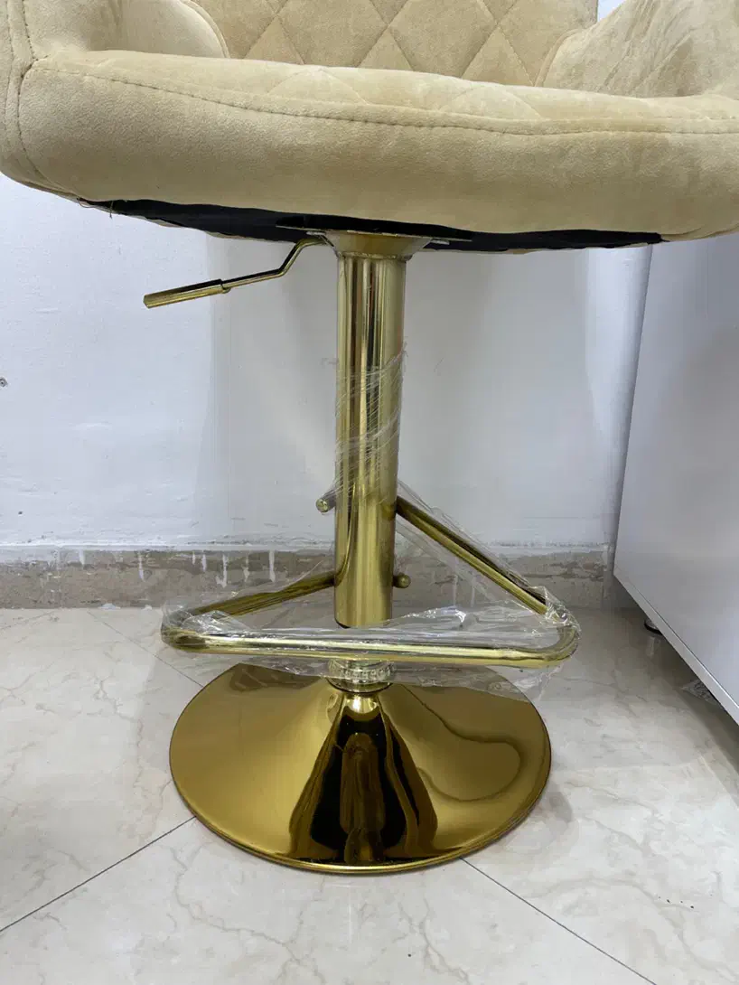 صندلی|میز و صندلی غذاخوری|مشهد, کلاهدوز|دیوار