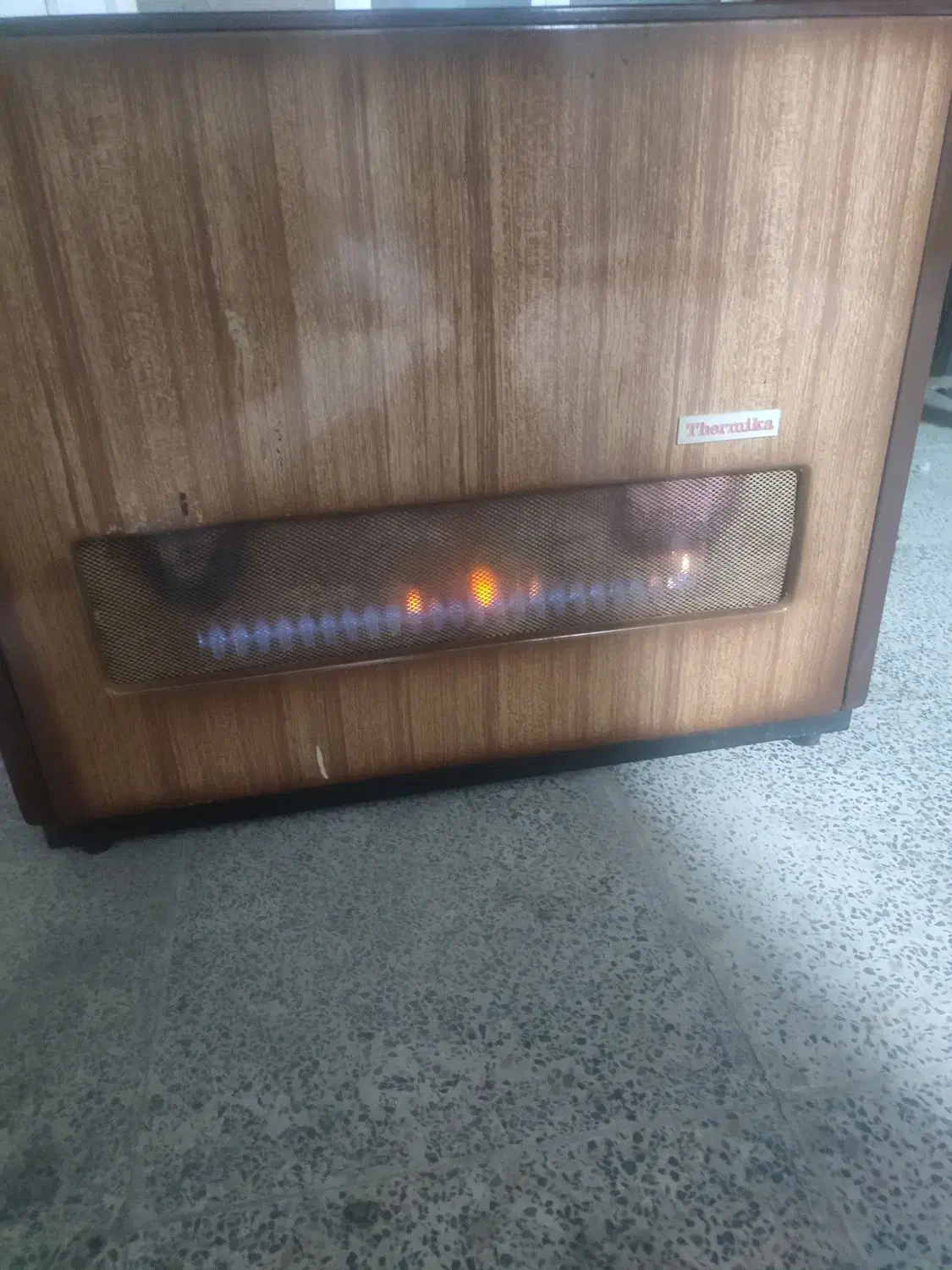 بخاری گازی به فروش می رسد|بخاری، هیتر، شومینه|شیراز, ستارخان|دیوار