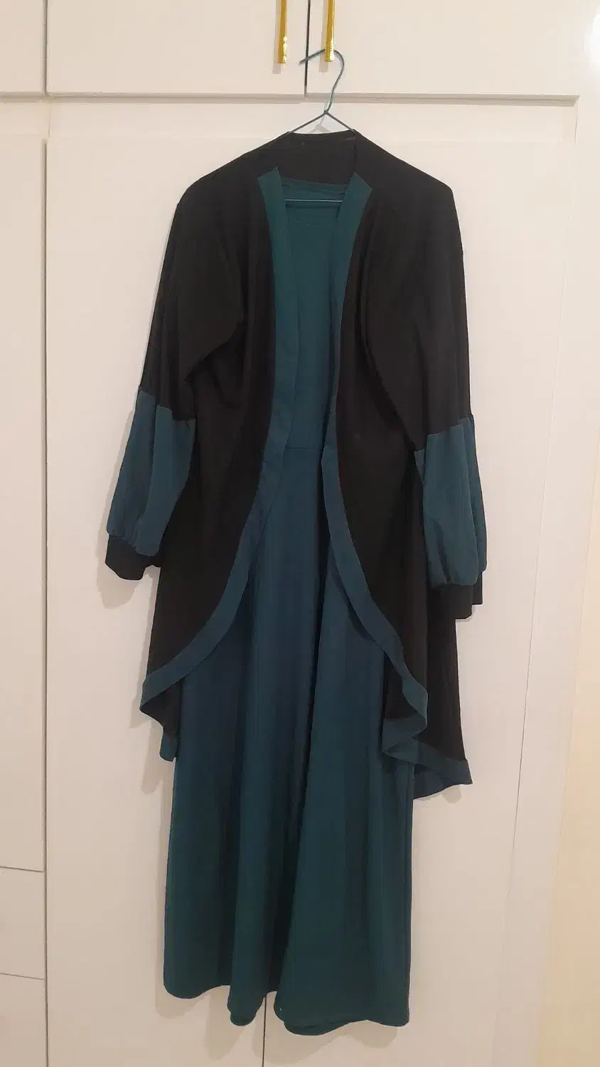 لباس|لباس|بوژگان, |دیوار