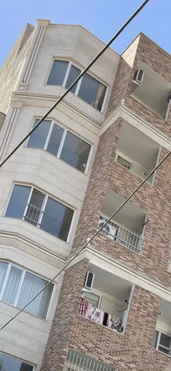 فروش واحد۲۰۰مترتراس دار۳خواب منطقه ۸ب املاک آرامهر|فروش آپارتمان|الوند, |دیوار