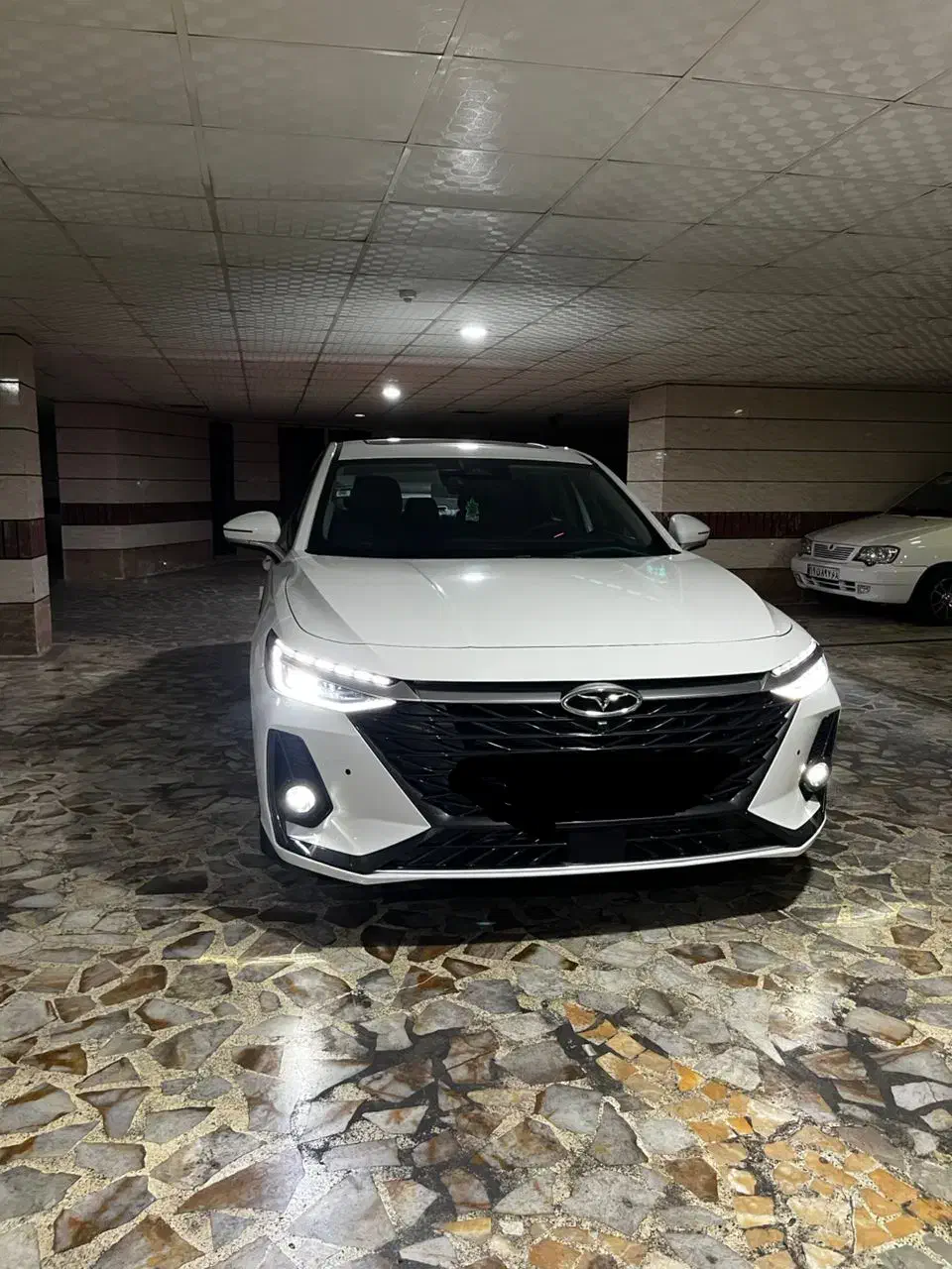 z8اریزو ۸|خودرو سواری و وانت|کرج, جهان‌شهر|دیوار