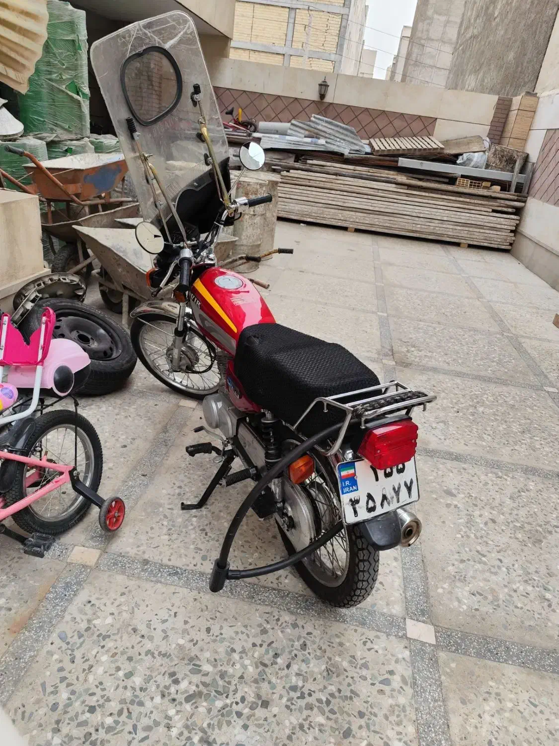 هوندا 125|موتورسیکلت|قدس, شهر‌قدس|دیوار