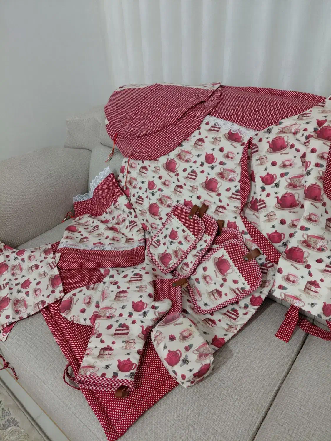 دوخت سرویس آشپزخانه|سفره، حوله، دستمال آشپزخانه|شیروان (خراسان), |دیوار