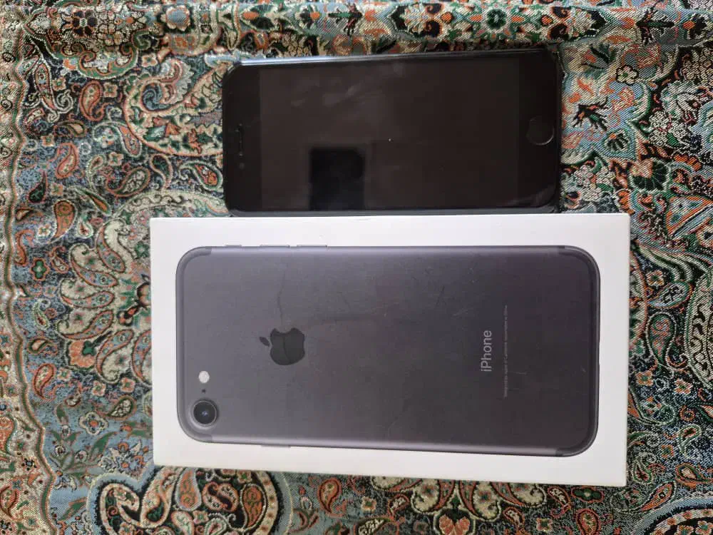 ایفون ۷ ۱۲۸ گیگ لاکاغذی|موبایل|اصفهان, چرخاب|دیوار