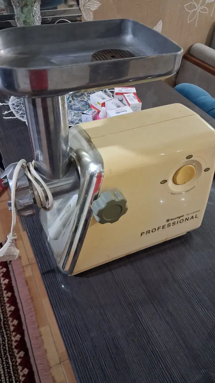 چرخ گوشت|خردکن، آسیاب، غذاساز|بجنورد, |دیوار