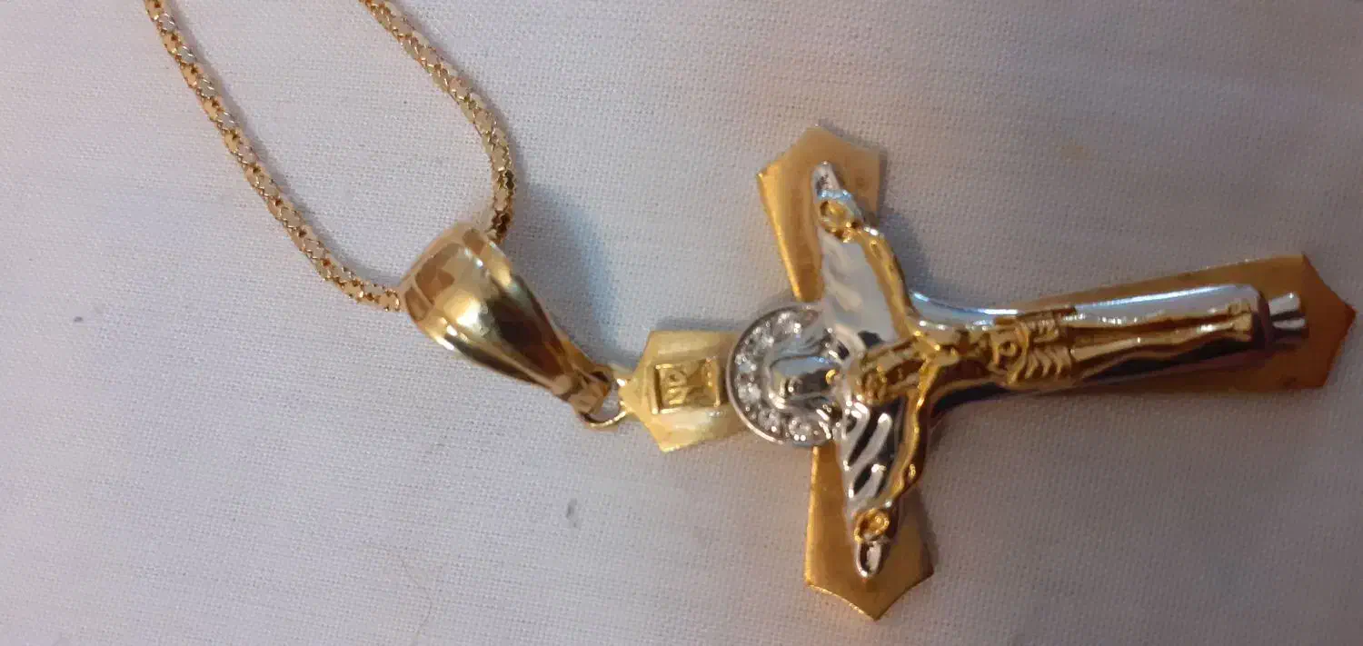 گردنبند تمثال مسیح|جواهرات|قم, مهر آباد|دیوار