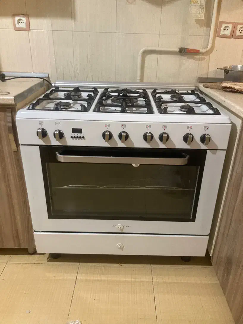 چهار قلم وسایل خانه در حد نو|بوفه، ویترین، کنسول|کرمان, |دیوار