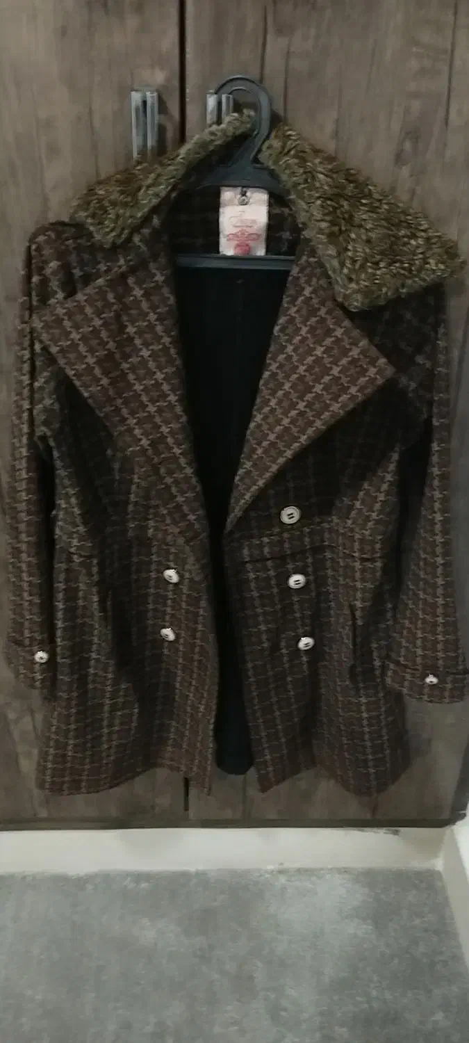 حراج پالتو خیلی شیک و مد روز در حد نو سایز 40تا46|لباس|دزفول, |دیوار