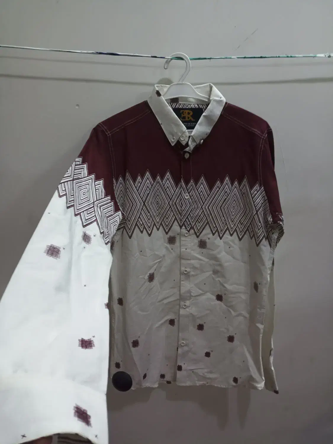 لباس|لباس|قم, باجک دو|دیوار