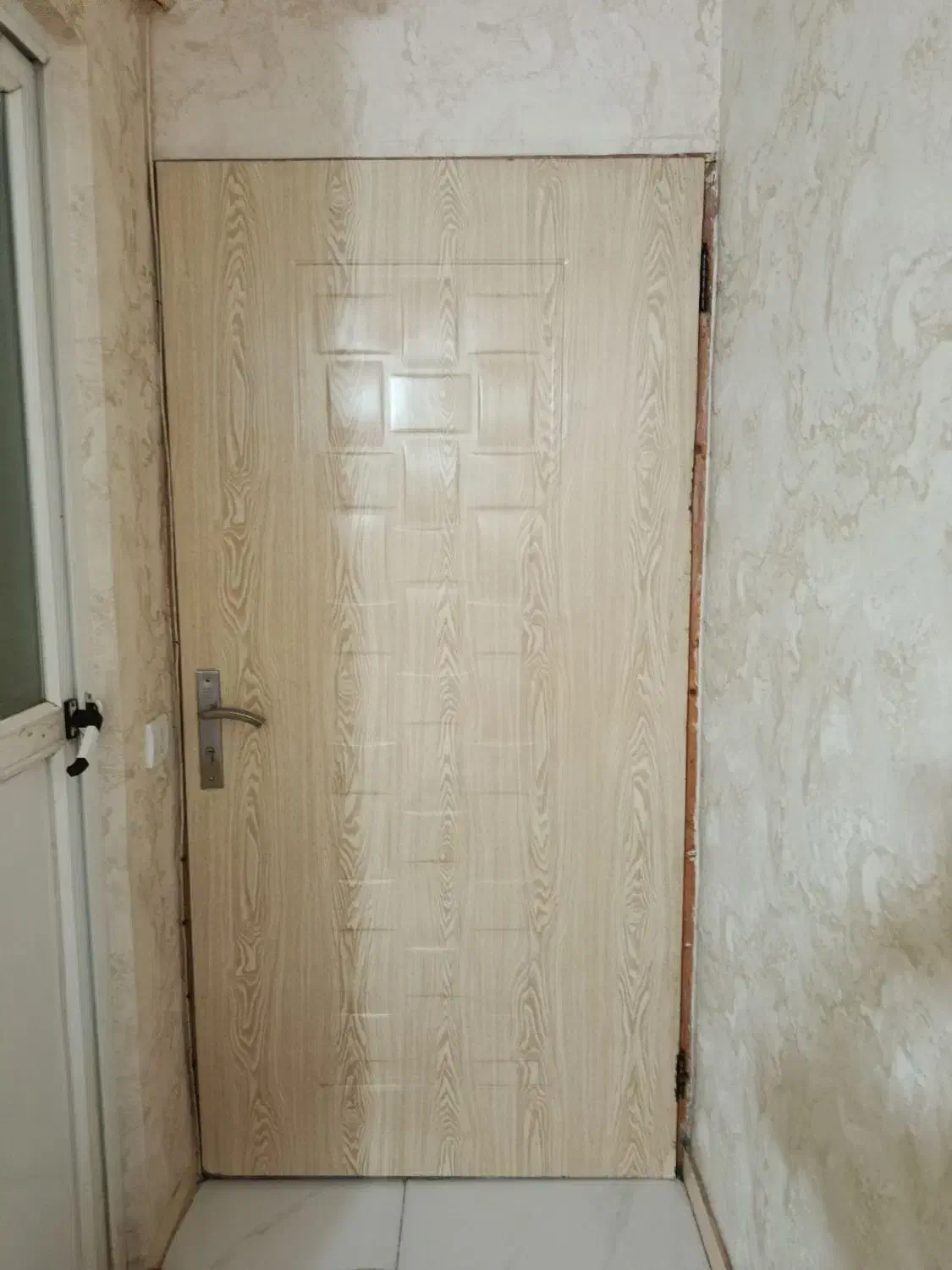 درب پذیرایی  و درب آلومینیوم با چهار چوب|مصالح و تجهیزات ساختمان|لاهیجان, طالقانی|دیوار