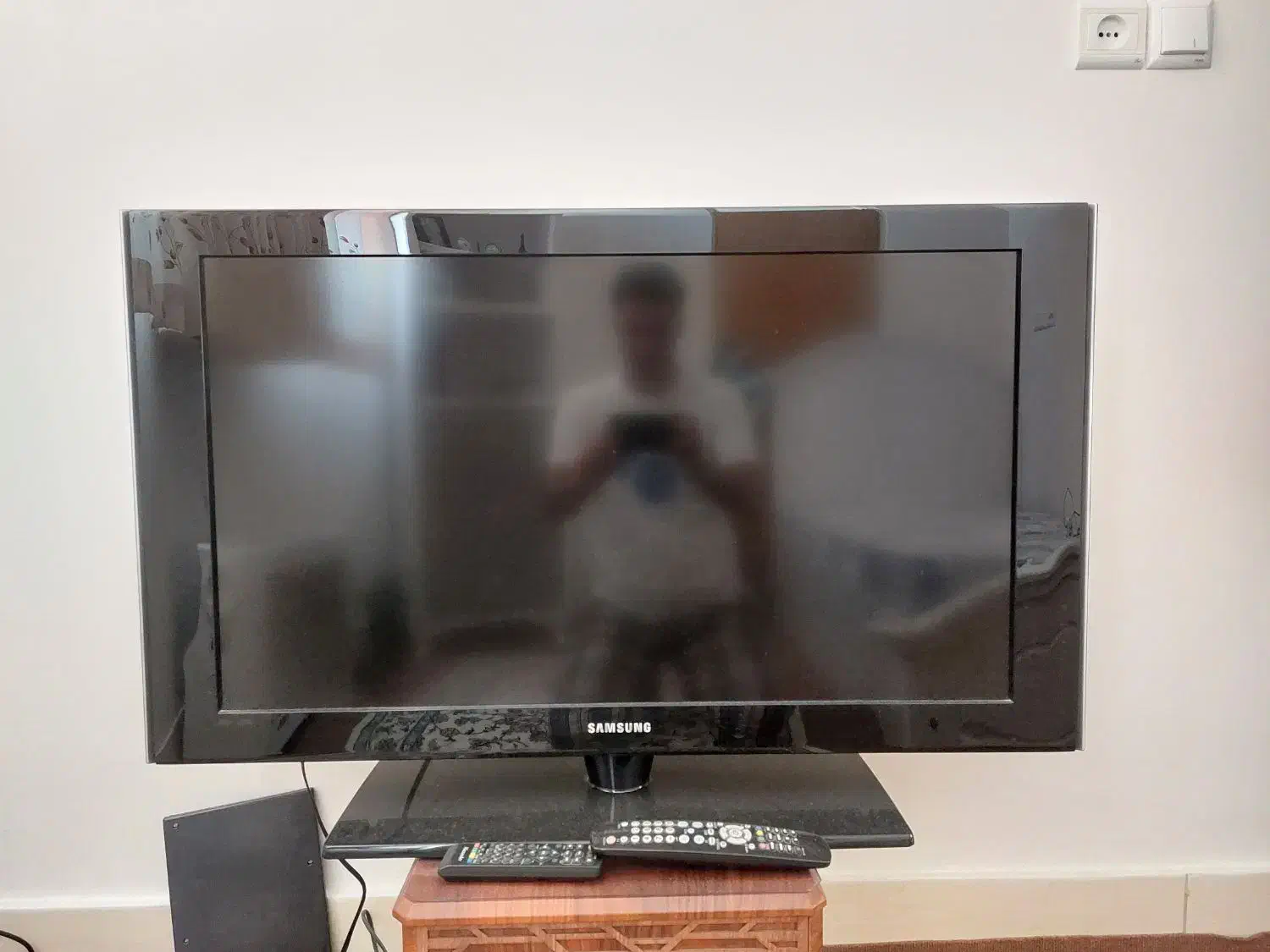 ال سی دی ۳۲ اینچ سامسونگ|تلویزیون و پروژکتور|خمین, |دیوار