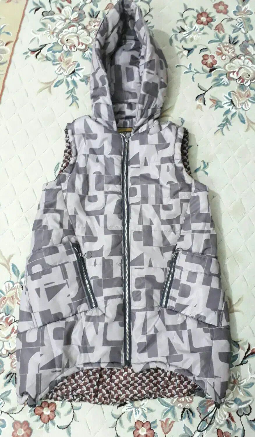 پافر|لباس|قوچان, |دیوار