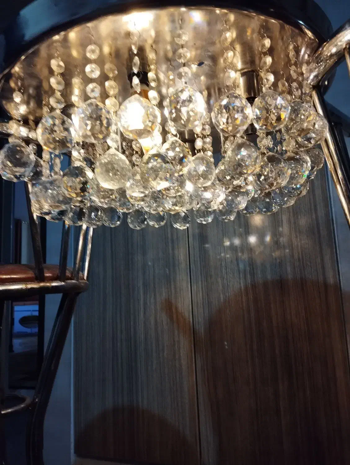 لوستر شیک|لوستر و چراغ آویز|صدرا-فارس, فاز ۱|دیوار