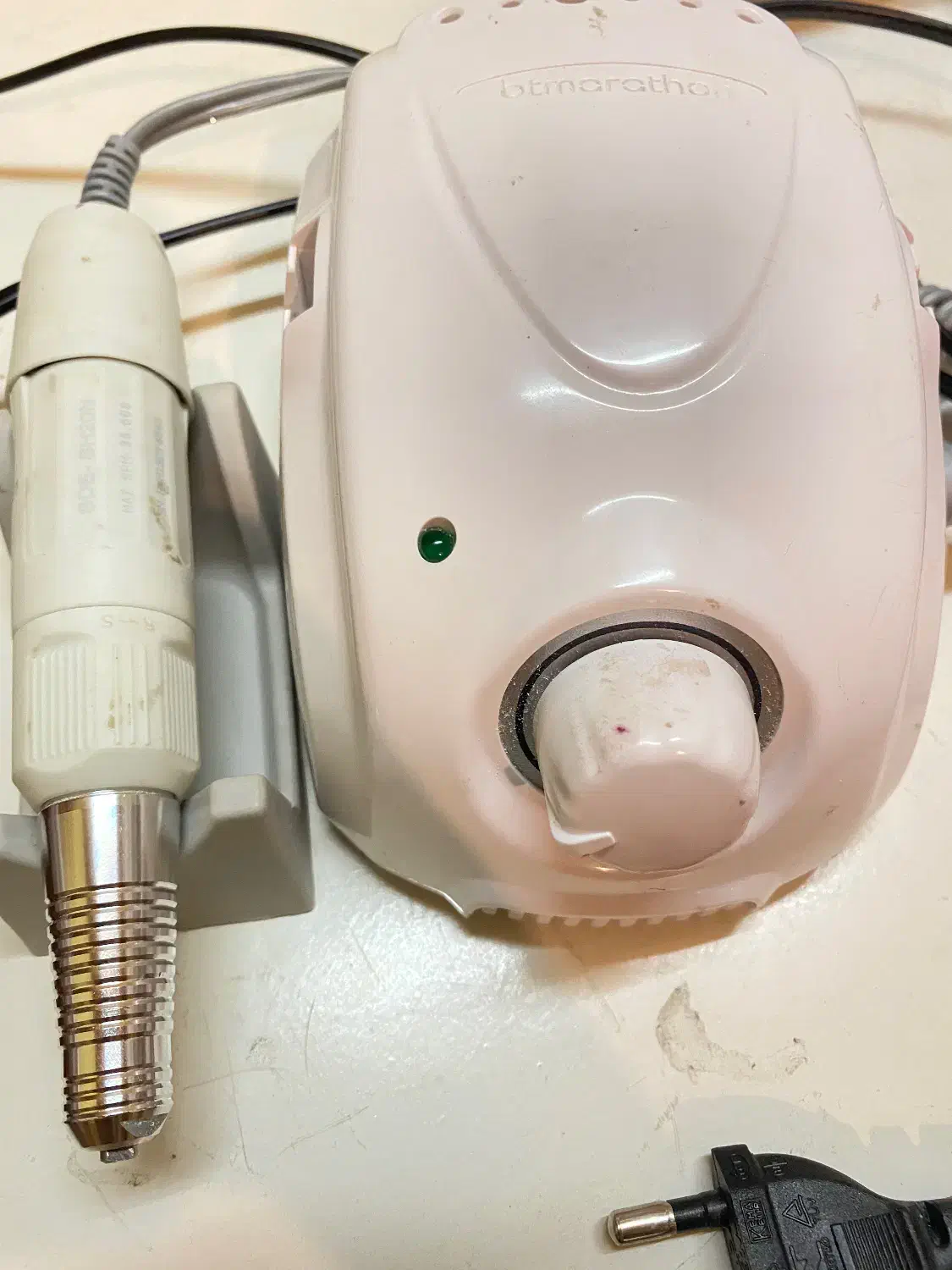 پک لوازم ناخن کاری همراه با کیف زرشکی چرم|آرایشی، بهداشتی، درمانی|لاهیجان, قیام|دیوار