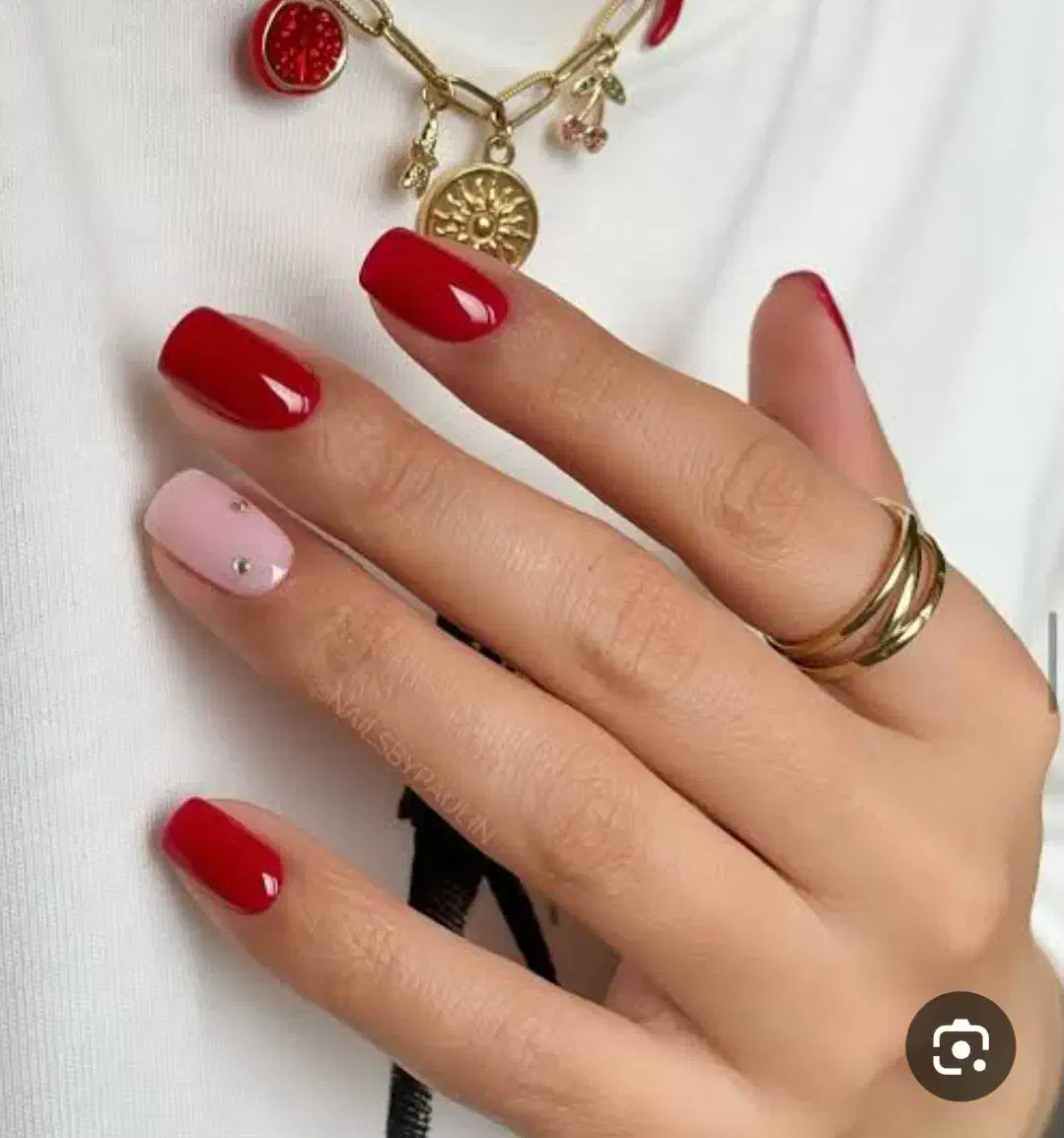 کاشت ناخن|خدمات آرایشگری و زیبایی|خوی, |دیوار