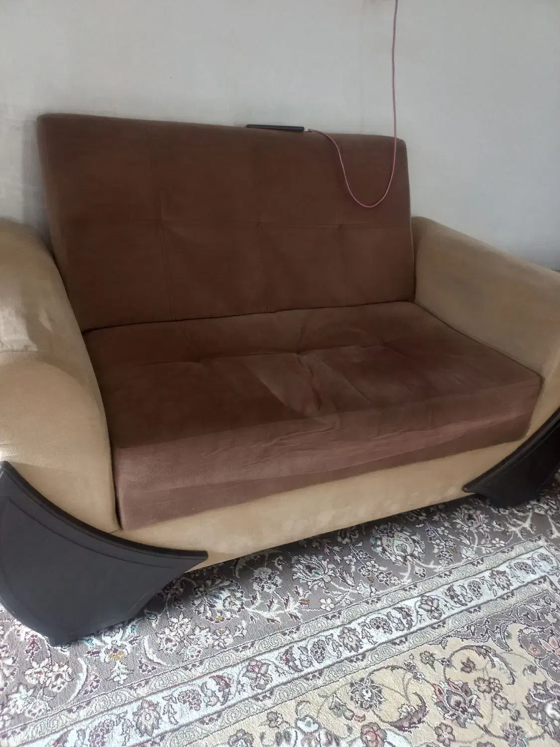 مبل دست دوم|مبلمان خانگی و میز عسلی|فلاورجان, |دیوار