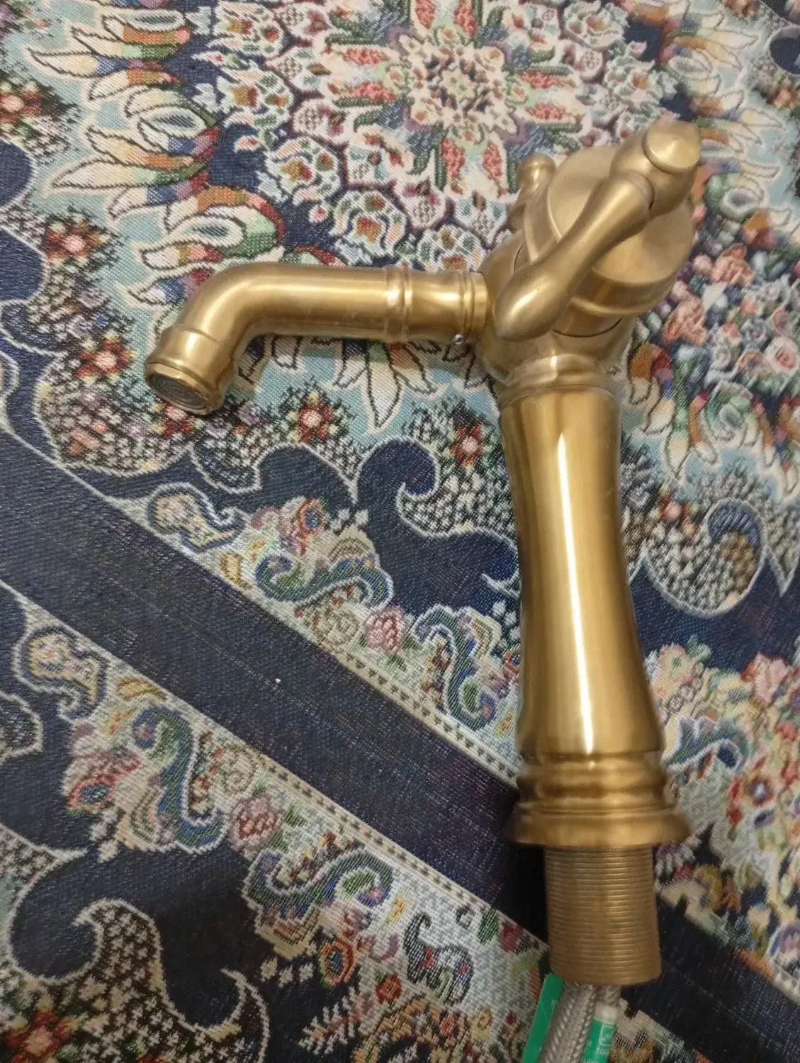 شیرآلات اصلی وسنگین روشوئی ودستشوئی|لوازم سرویس بهداشتی|اهواز, کمپلو شمالی|دیوار