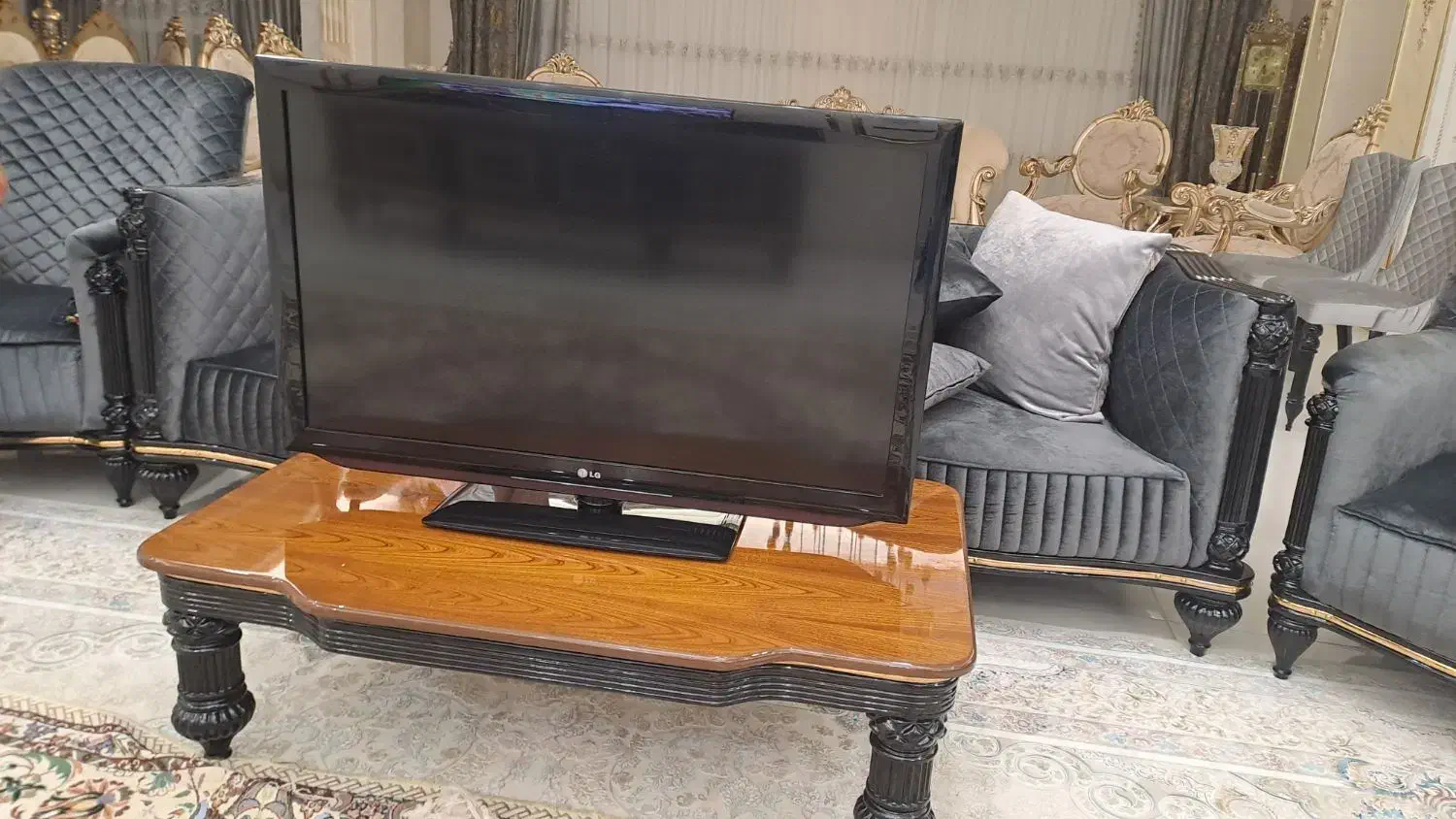 تلویزیون ۴۲ اینچ الجی|تلویزیون و پروژکتور|اردبیل, |دیوار