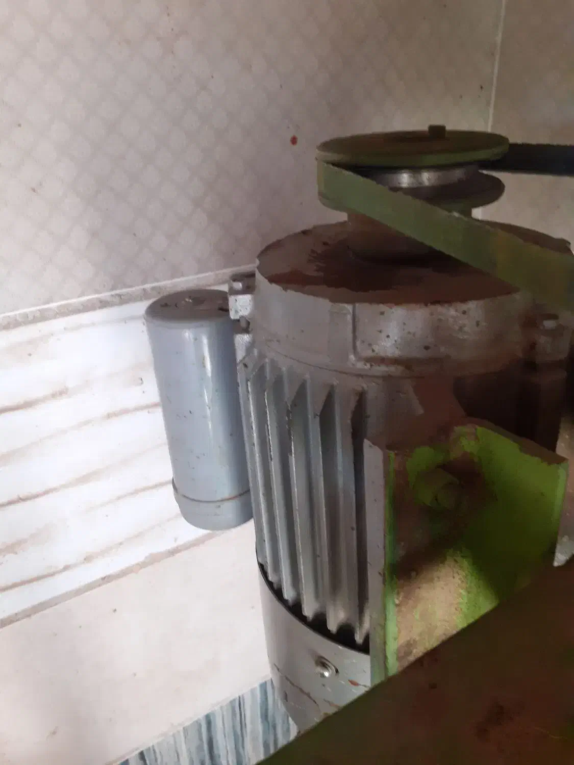 تلمب (کره گیر)|سایر لوازم برقی|سبزوار, رباط|دیوار