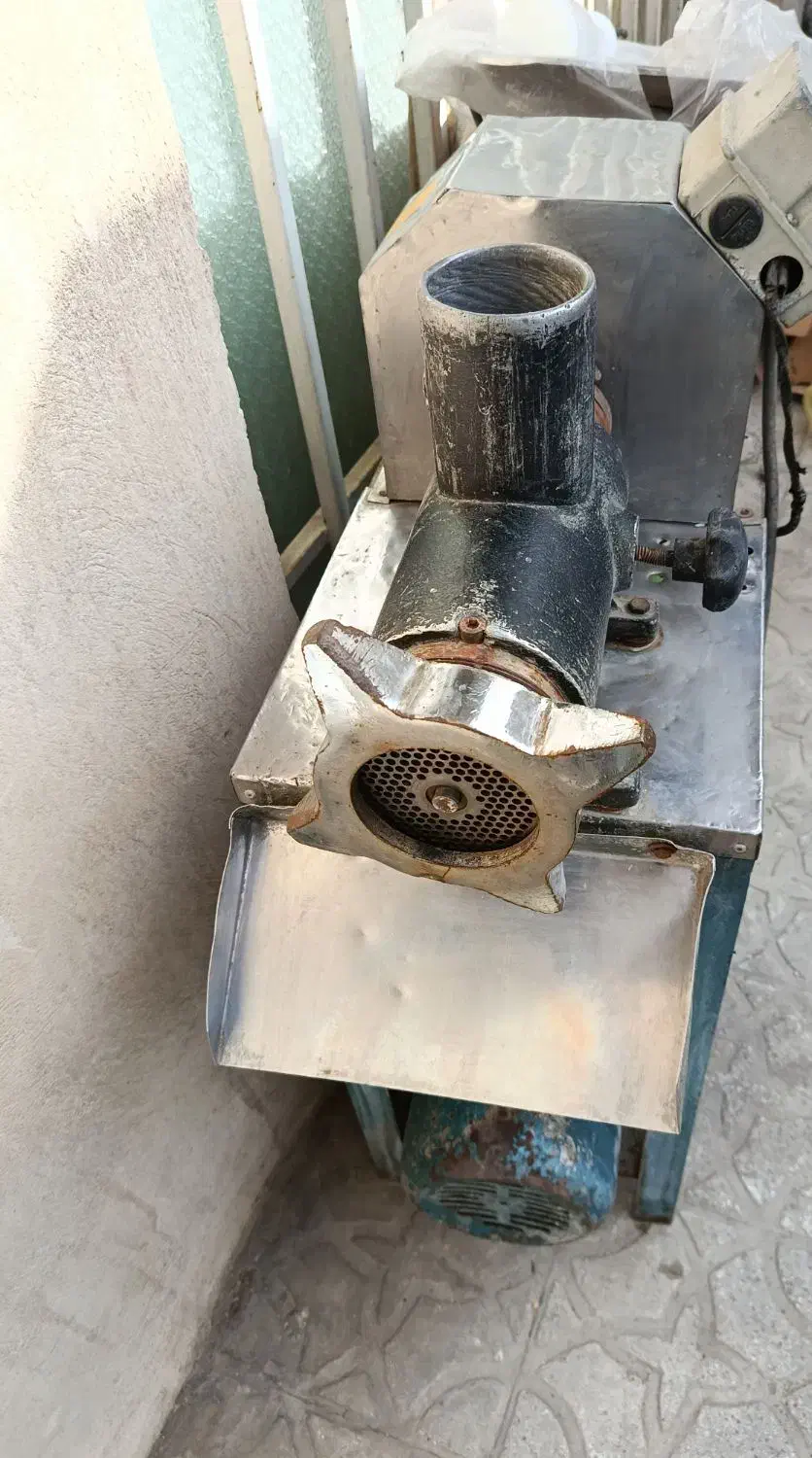 چرخ گوشت صنعتی|کافی‌شاپ و رستوران|شیراز, جوادیه|دیوار