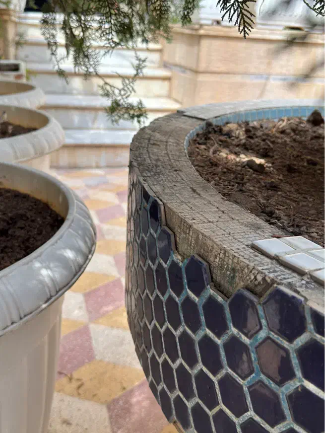 آبنمای بتنی پنج طبقه ارتفاع دومتر|صنایع دستی و سایر لوازم تزئینی|شیراز, شهرک گلستان|دیوار