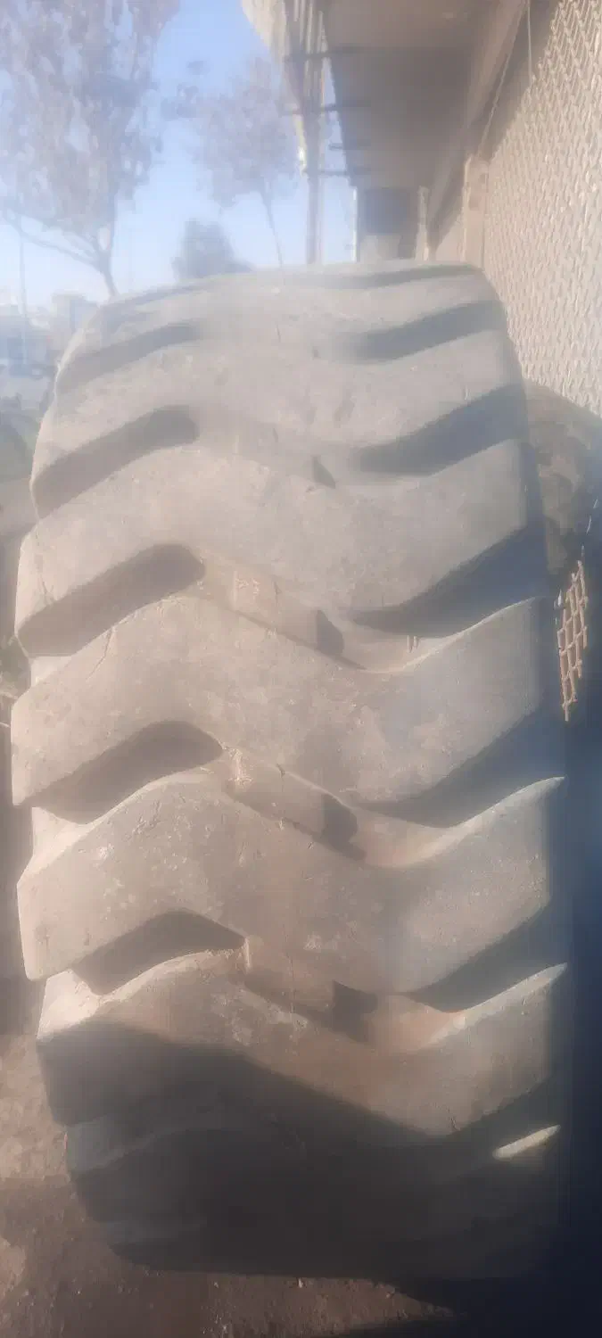 لاستیک لودر ۲۶/۵|قطعات یدکی و لوازم جانبی|کرمان, |دیوار