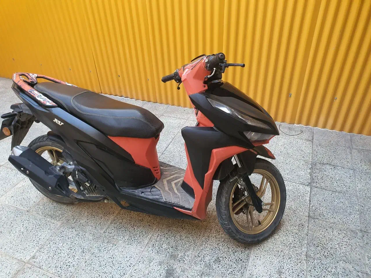 کلیک|موتورسیکلت|خمینیشهر, |دیوار